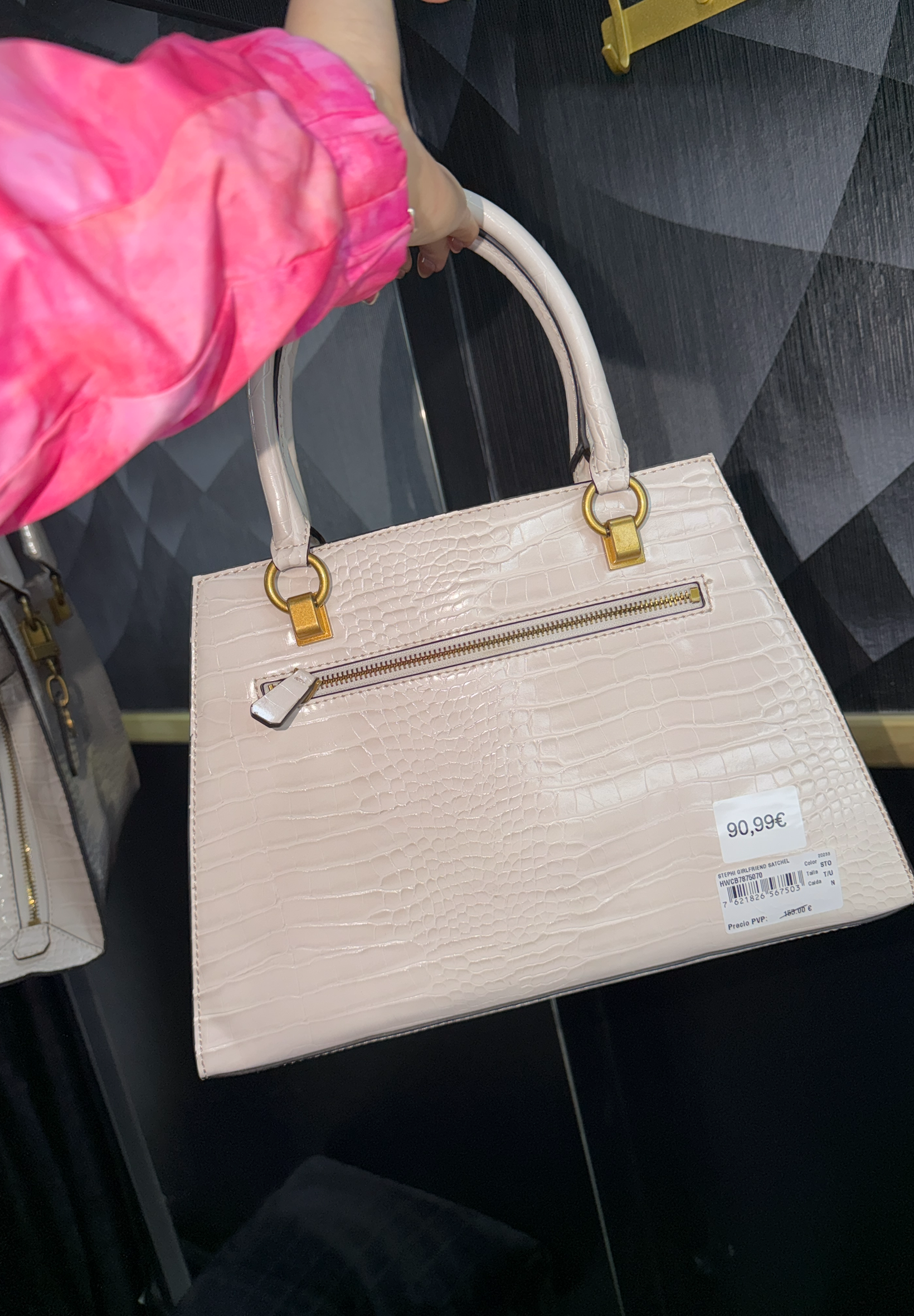 SAC GUESS