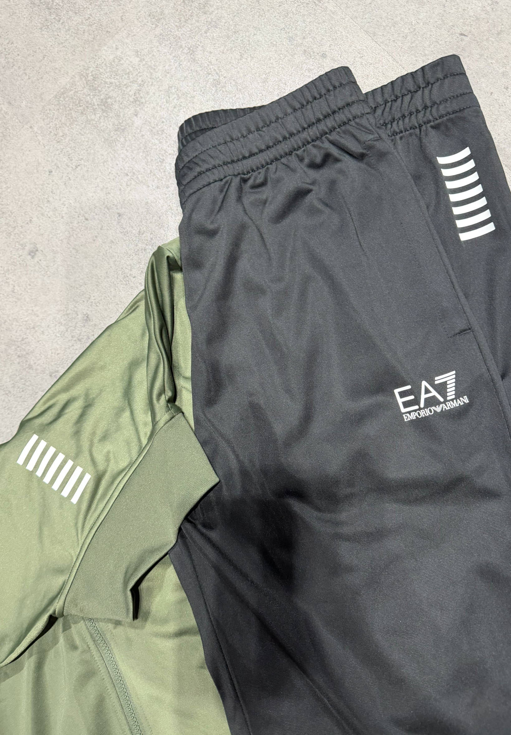 EA7 TRACKSUIT