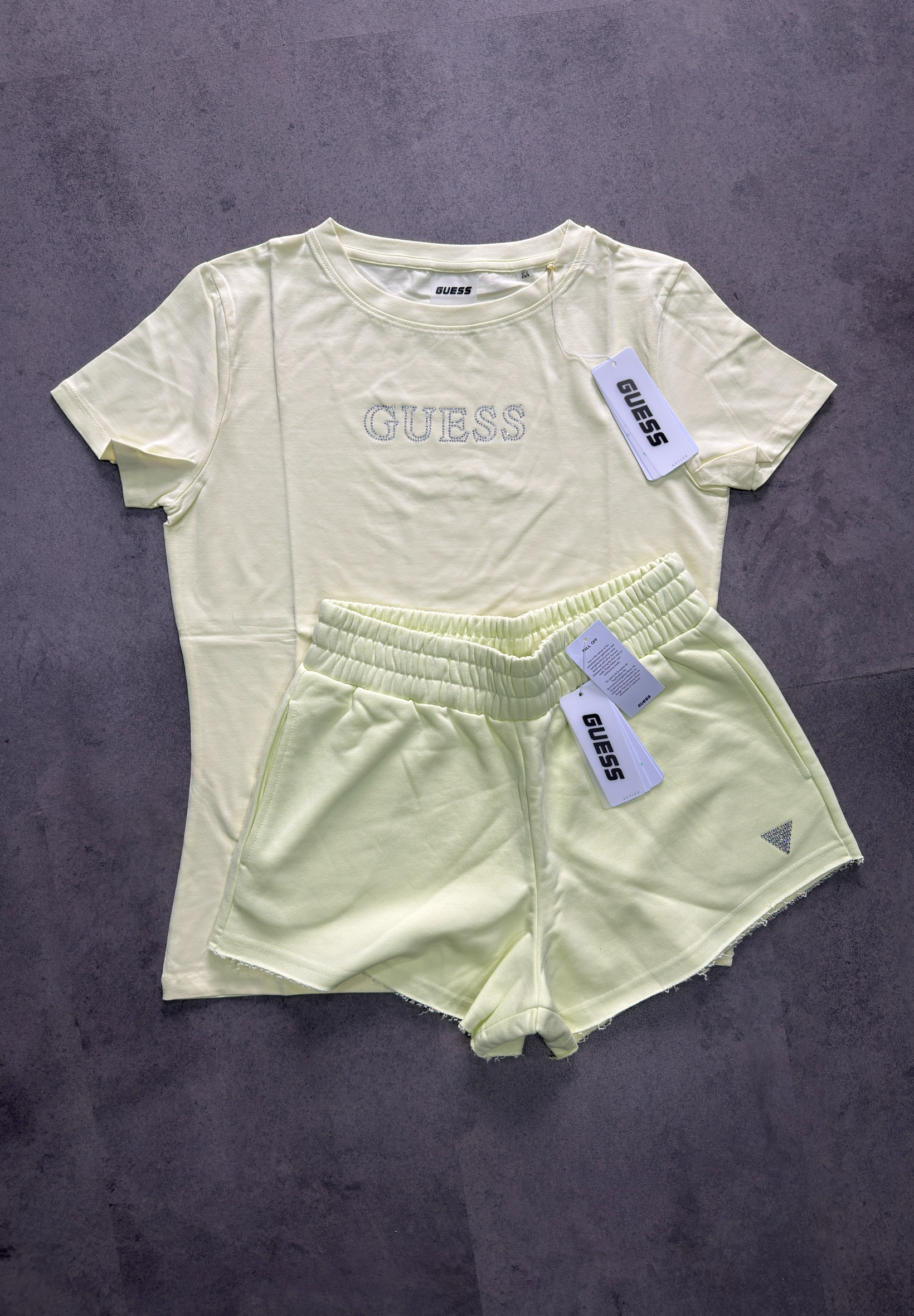 CONJUNTO CORTO GUESS