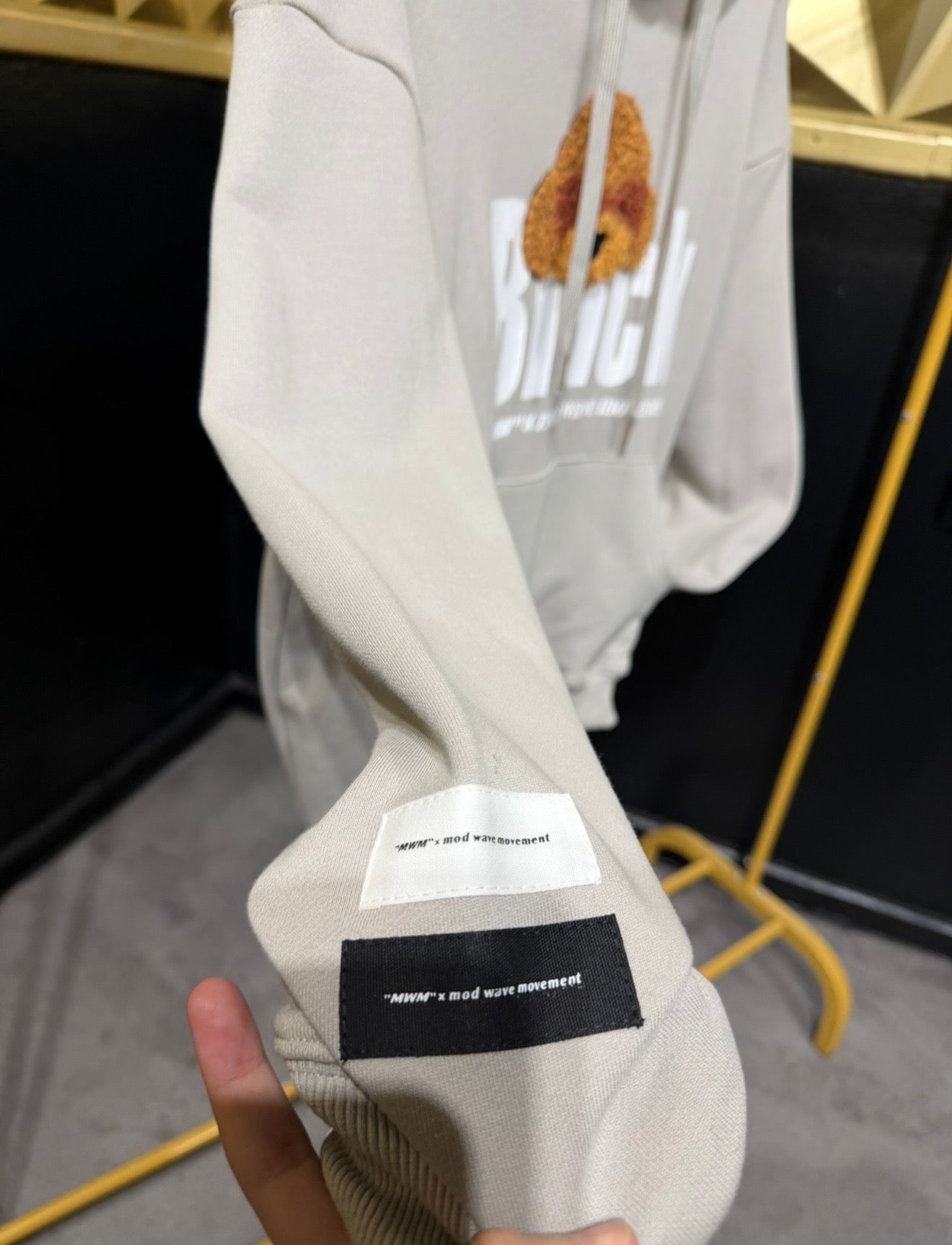 SUDADERA MWM