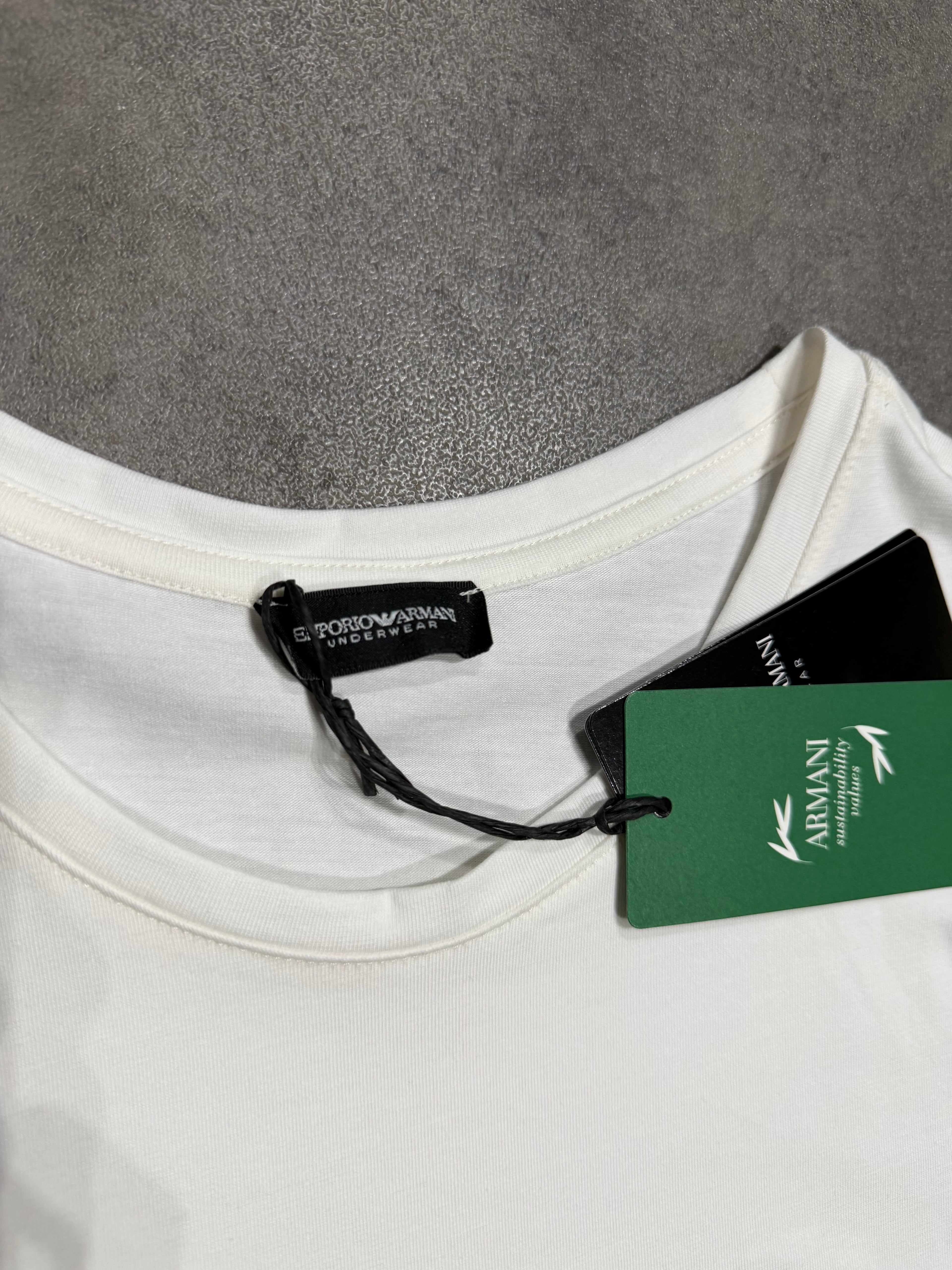 EMPORIO ARMANI T-SHIRT