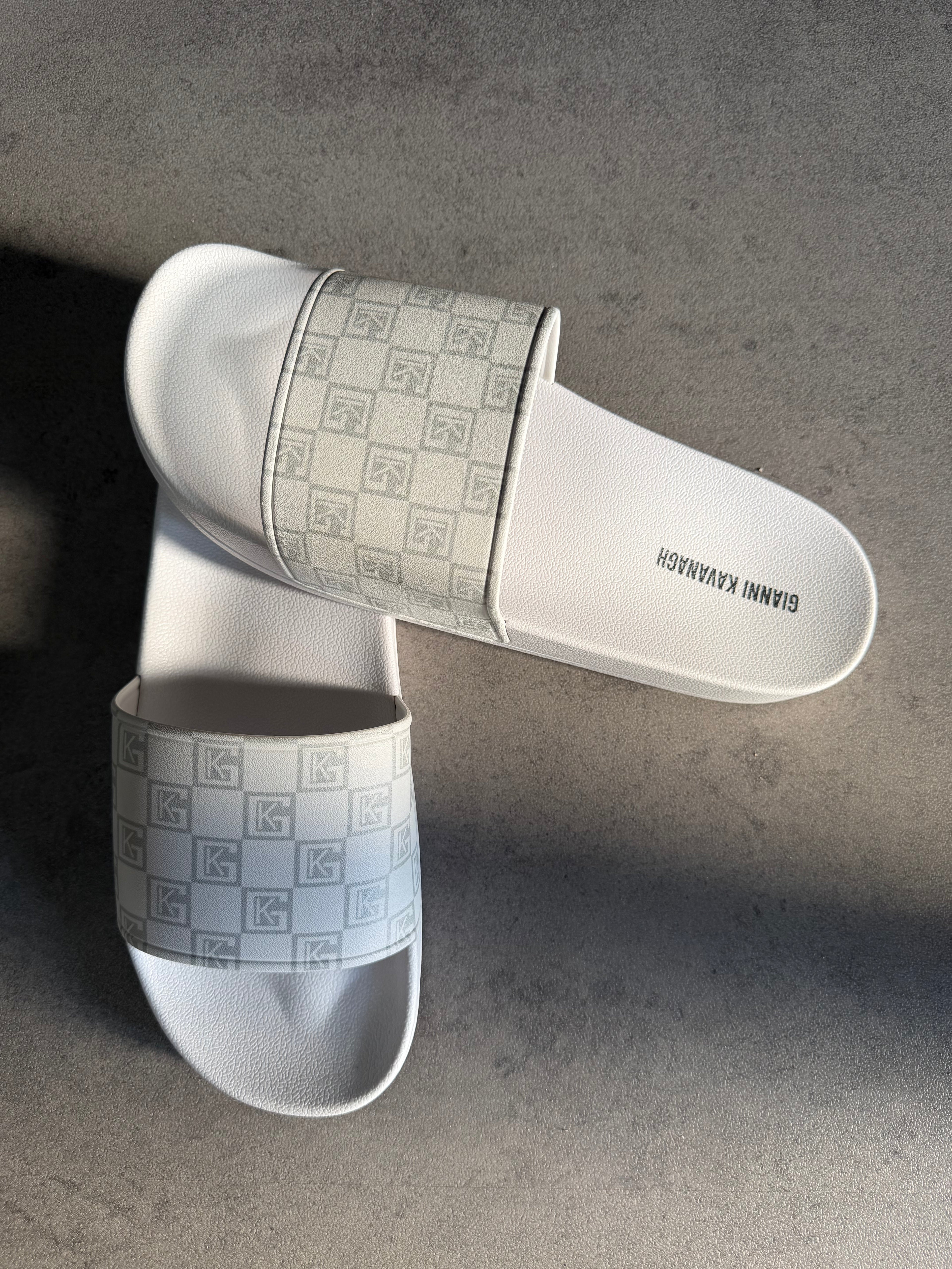 CHANCLAS GIANNI KAVANAGH