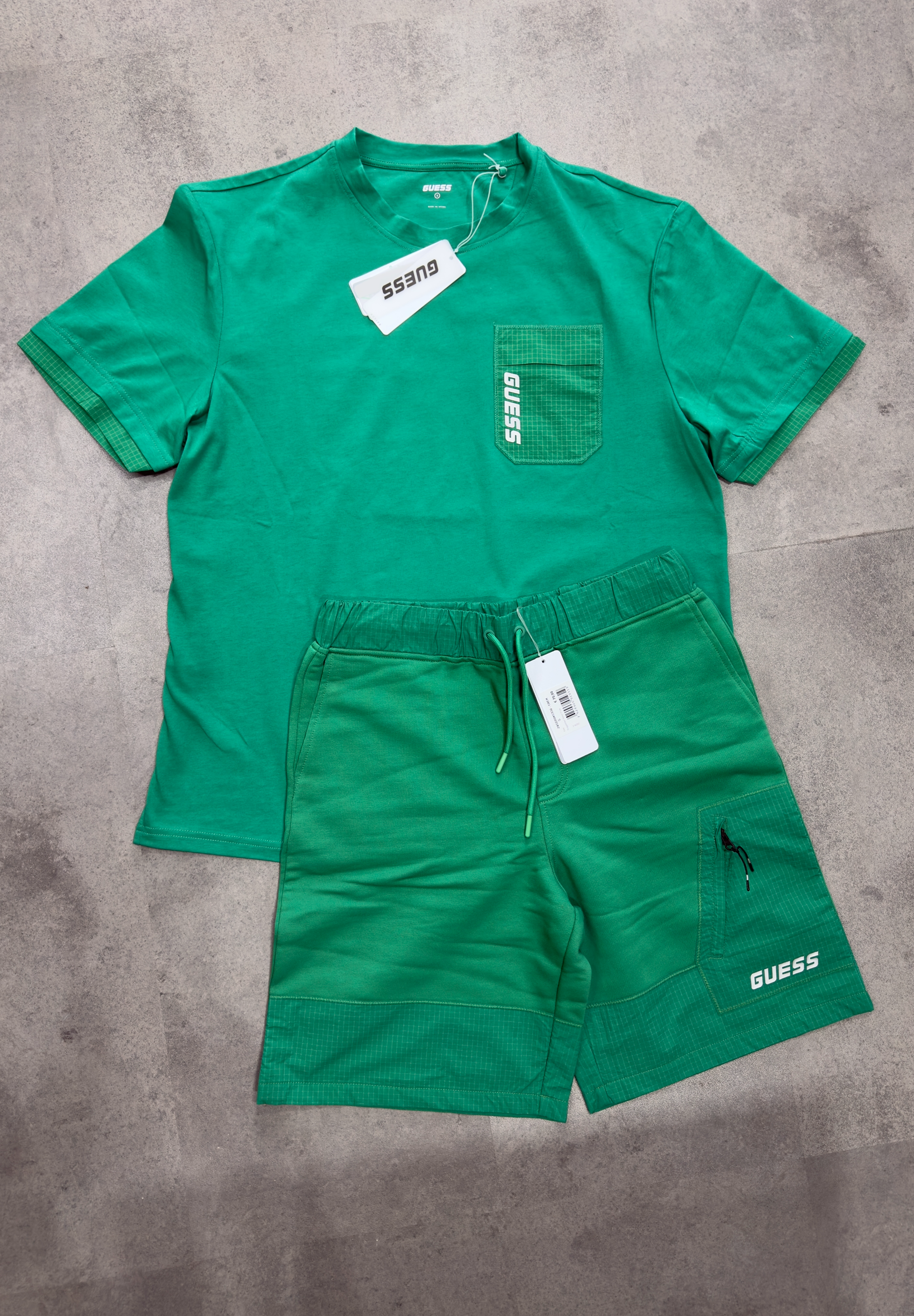 CONJUNTO GUESS