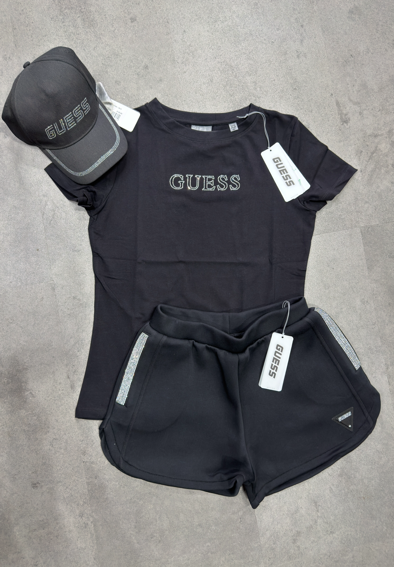 GUESS SHORTS SET