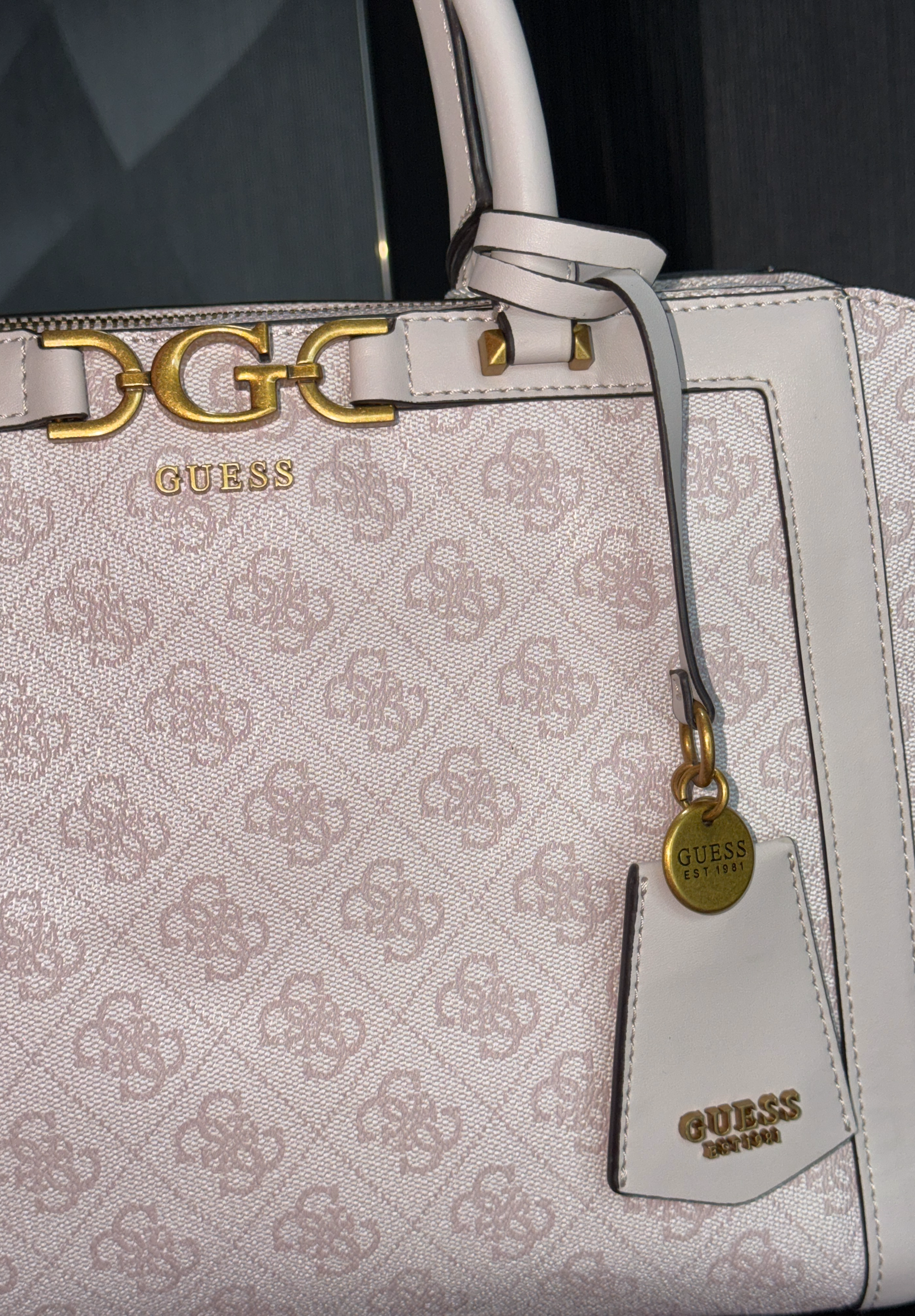 GUESS BAG