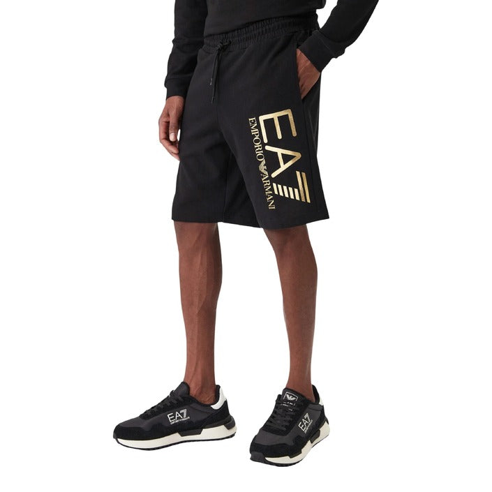 Conjunto EA7 Emporio Armani Negro con Logo Dorado Hombre