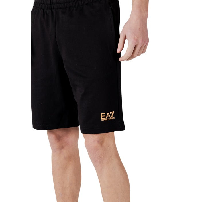Conjunto EA7 Emporio Armani Negro Logo Dorado Hombre