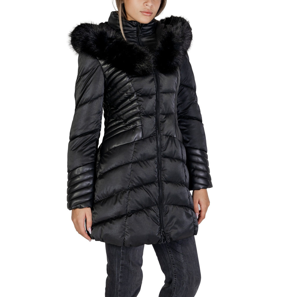 Guess Mujer Cazadoras