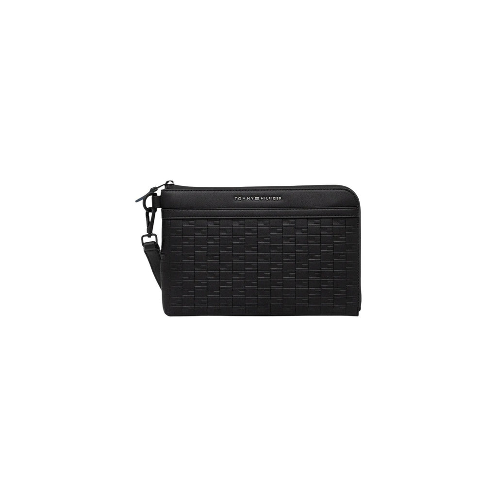 Tommy Hilfiger Bolso Hombre Negro Con Logo Sutil Y Bolsillo Exterior Para Uso Diario