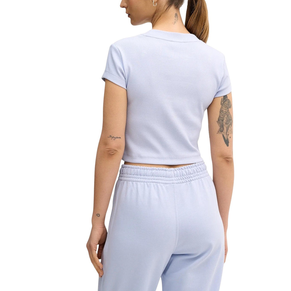 Calvin Klein Jeans Camiseta Mujer Azul Claro Con Lujo Discreto Y Comodidad Diaria
